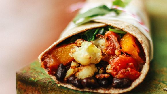 La recette du burrito végétarien aux légumes et au fromage