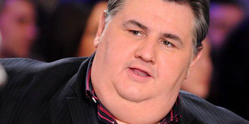 Ménès traite Ruquier de "pauvre mec" sur Twitter ! Vidéo