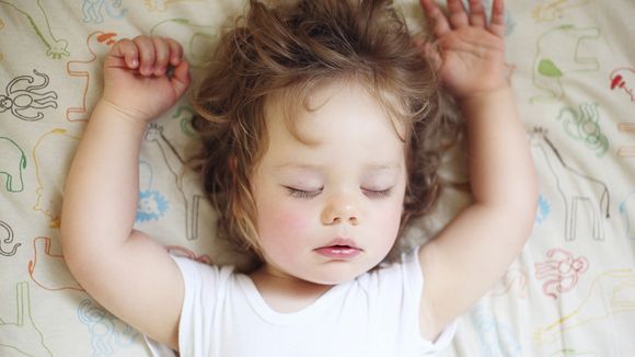 10 astuces pour que son bébé fasse (enfin) ses nuits