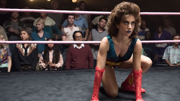 "GLOW" : 4 bonnes raisons de mater la nouvelle série à paillettes de Netflix