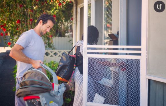 Comment bien porter le siège-auto du bébé