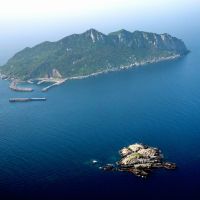 Une île japonaise interdite aux femmes classée au patrimoine de l'Unesco