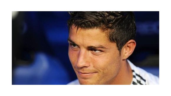 Foot : Cristiano Ronaldo envoie des photos sexy à ses contacts