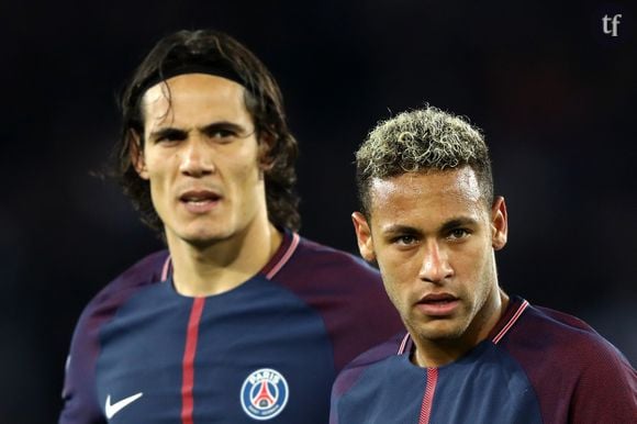 Neymar Jr. et Edinson Cavani lors du match de Ligue 1 PSG - OL le 17 septembre 2017.