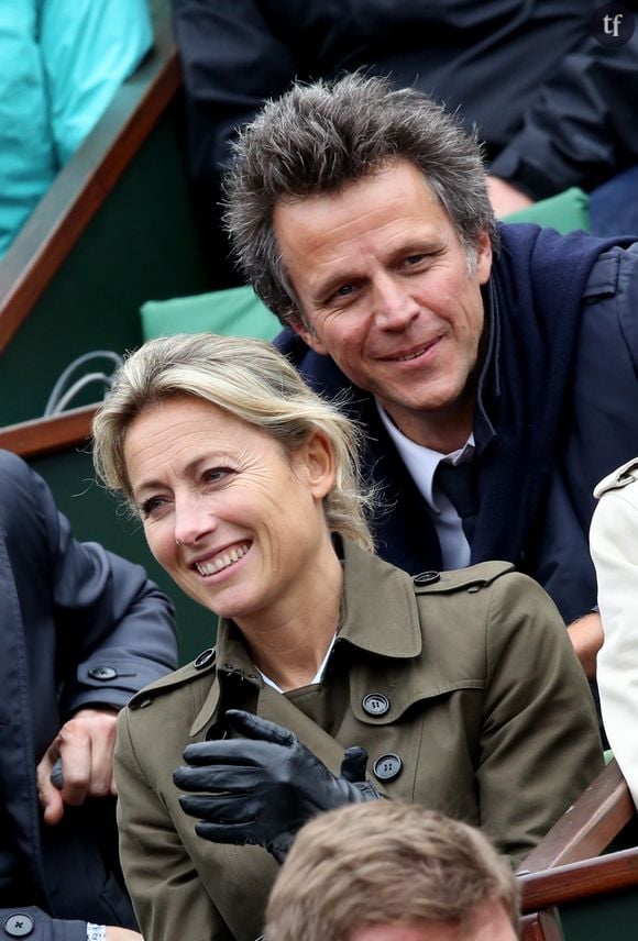 Anne-Sophie Lapix et son mari Arthur Sadoun à Roland Garros le 3 juin 2016.