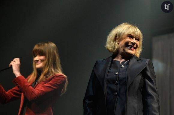 Carla Bruni et Marianne Faithfull ensemble sur la scène de L'Olympia le 11 mars 2014