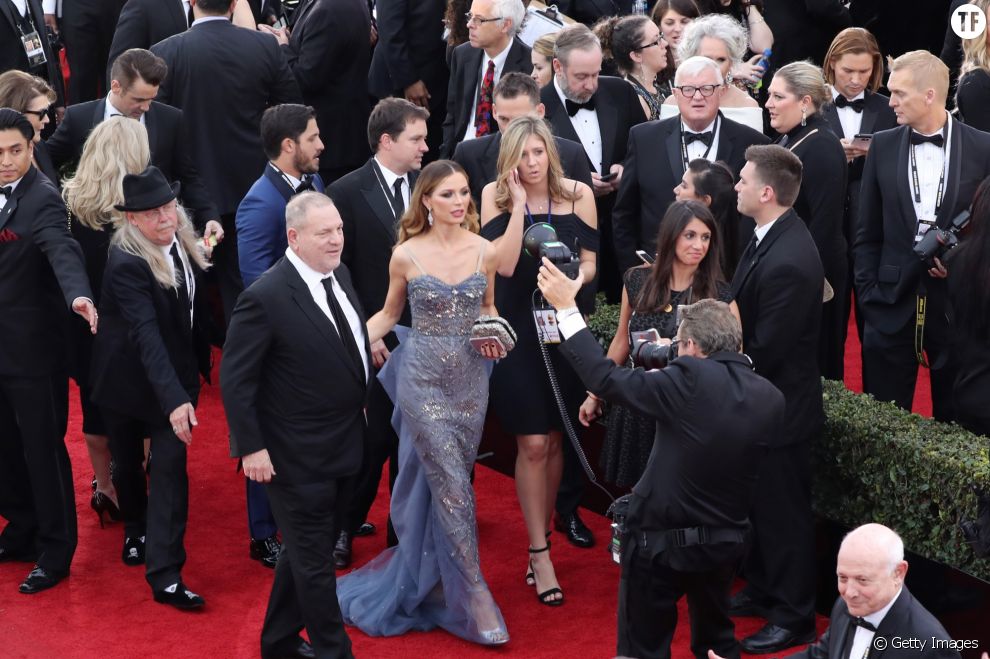 Harvey Weinstein et sa femme sur le tapis rouge des Golden Globe Awards en janvier 2017.