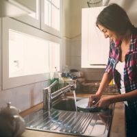 Comment fabriquer soi-même du liquide vaisselle 100% naturel