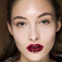 8 tendances rouge à lèvres qui nous font de l'oeil cet automne-hiver