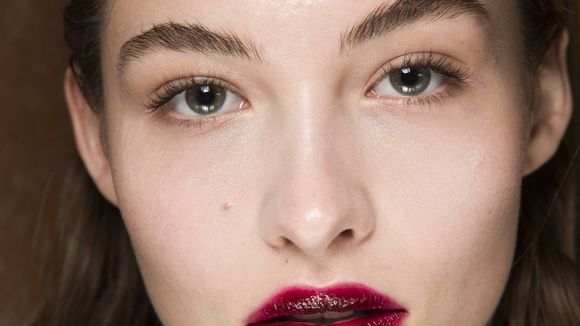 8 tendances rouge à lèvres qui nous font de l'oeil cet automne-hiver