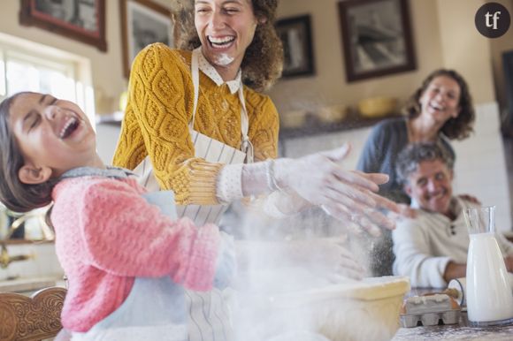 Cuisinez un gâteau en famille