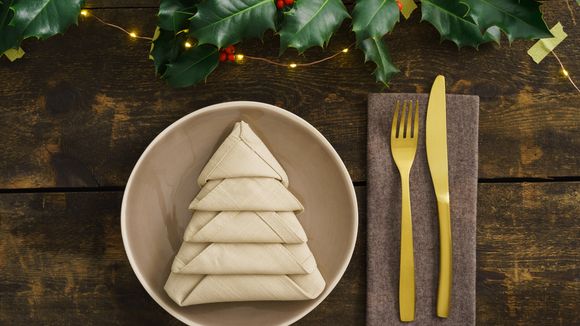 5 pliages de serviettes originaux pour Noël