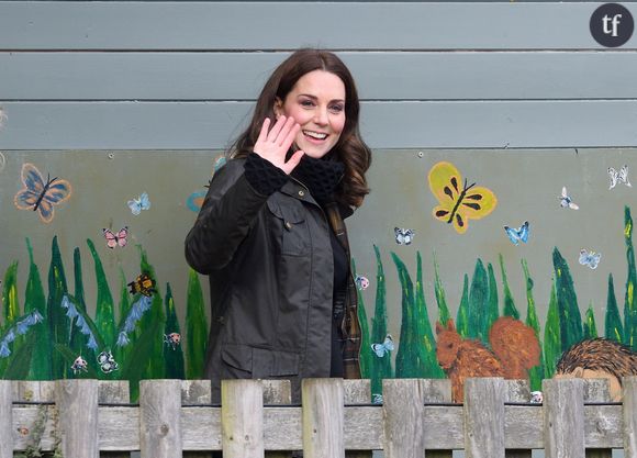 Kate Middleton, le 12 décembre 2017, lors d'une visite au centre communautaire de l'association caritative Rugby Portobello Trust.