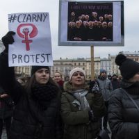 La Pologne veut encore restreindre le droit à l'avortement