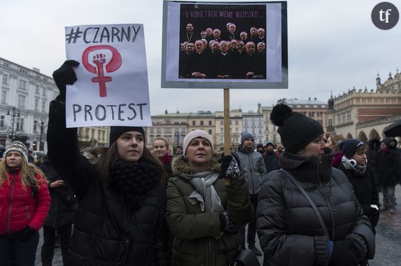 Les Polonaises se mobilisent à nouveau pour défendre le droit à l'avortement