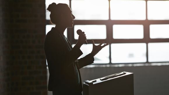 Une élue belge crée un incubateur pour aider les femmes à se lancer en politique