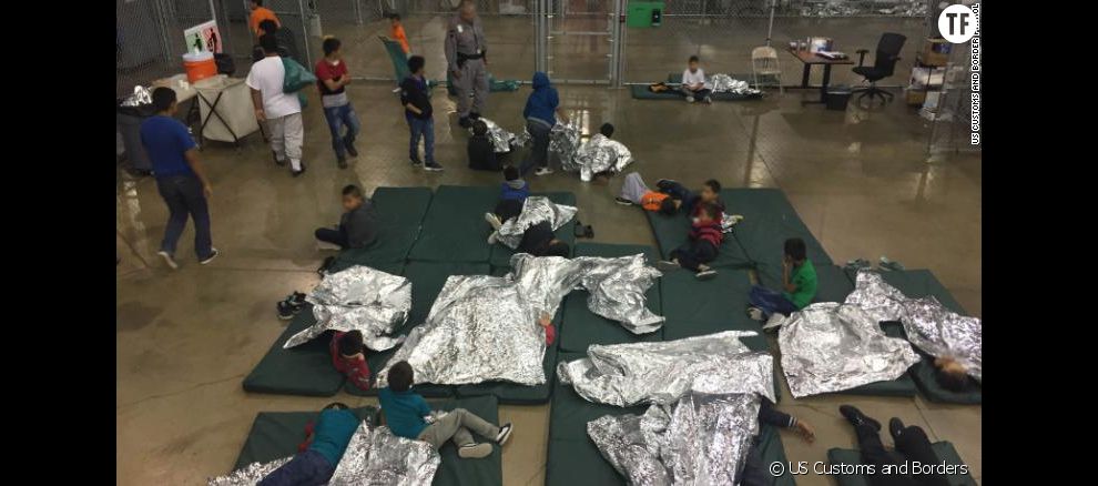 Photo fournie par les douanes américaines d&#039;enfants en cage à la frontière mexicaine