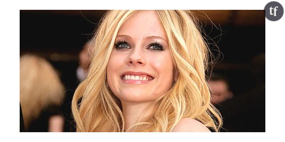 Avril Lavigne agressée : "La violence n'est pas une solution"