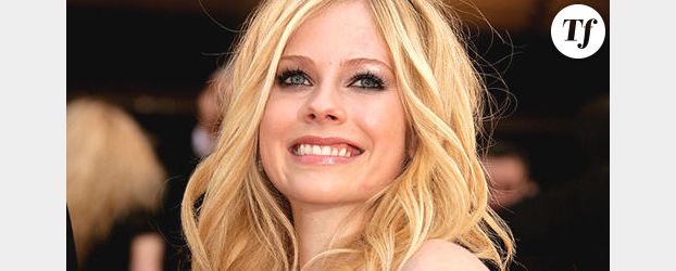 Avril Lavigne agressée : "La violence n'est pas une solution"