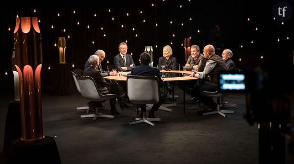 Plateau de l'émission "Profession" de Michel Denisot, avec Martine Monteil, Canal Plus