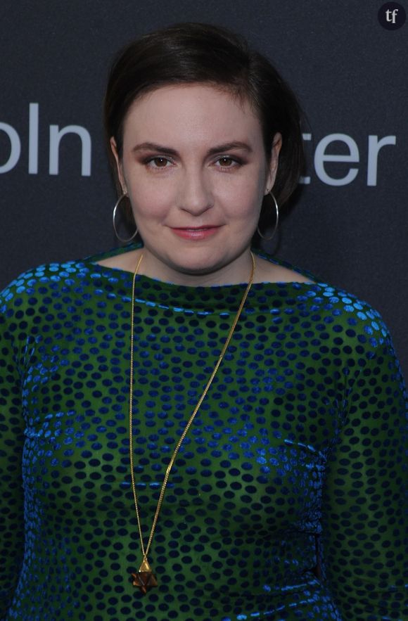 Lena Dunham pose nue pour prôner un message body-positive