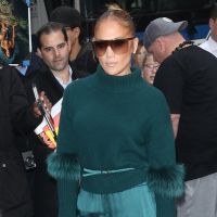 "Il voulait voir mes seins" : Jennifer Lopez victime de harcèlement sexuel sur un tournage