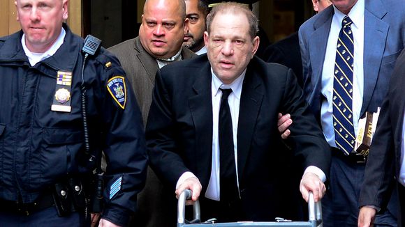 Condamné à 23 ans de prison, Harvey Weinstein exprime ses "remords"