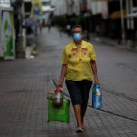 Au Panama, des jours de sortie réservés aux femmes lors du confinement