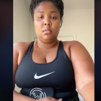 Attaquée par les grossophobes en faisant sa gym, Lizzo réplique (et on adore)