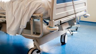 En Inde, une femme enceinte décède après avoir été refusée par 8 hôpitaux