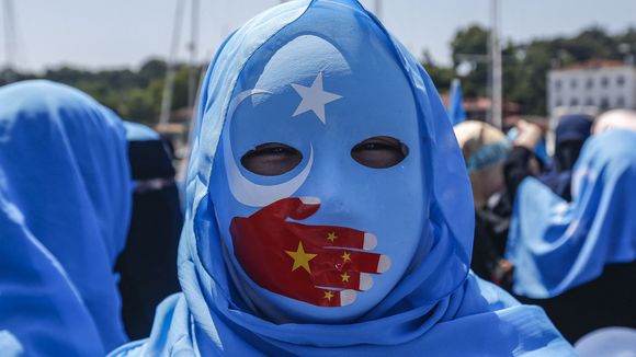 La Chine stérilise-t-elle de force les femmes ouïghoures ? Un rapport accuse
