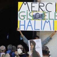 A Rouen, le maire souhaite une statue de Gisèle Halimi à la place de Napoléon