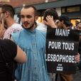 Un baiser lesbien pour contrer la haine de La Manif pour tous à Toulouse