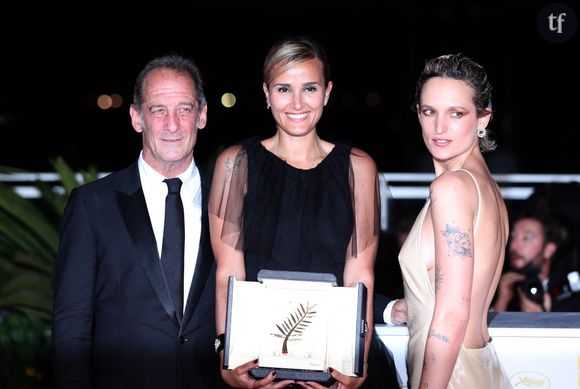 A Cannes, le sacre réjouissant et exceptionnel de la réalisatrice Julia Ducournau