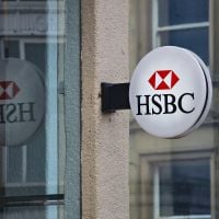 Son collègue l'avait "incitée" à avorter : elle porte plainte contre son employeur HSBC