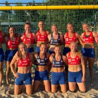 Les joueuses de beach-handball pourront (enfin) troquer leur bikini contre un short