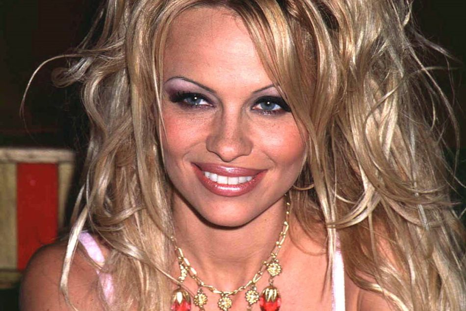 Pamela Anderson, victime iconique du sexisme ?