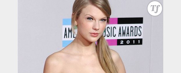 American Music Awards 2011 : Taylor Swift et Adele, reines de la soirée - Vidéo