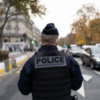 Inès, passagère rescapée de la voiture visée par des policiers, témoigne