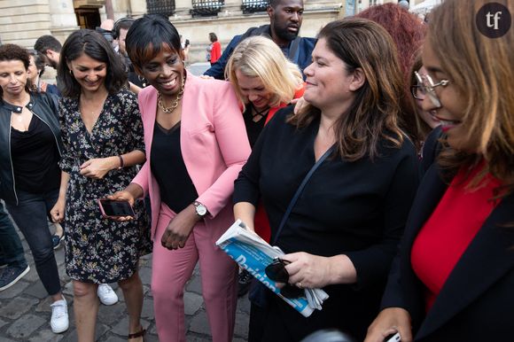 Les députées de la Nupes Aurelie Trouvé, Rachel Keke, Raquel Garrido et Danielle Simonnet devant l'Assemblée Nationale le 21 juin 2022