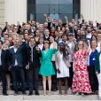  Les nouveaux députés La France Insoumise (LFI) et membres de la Nupes devant l'Assemblée Nationale le 21 juin 2022 