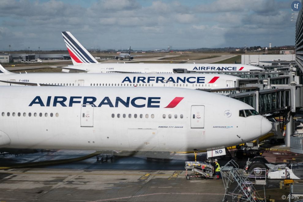&quot;À l&#039;arrivée, à Orly, c&#039;est bien Air France qui gère les bagages. En revanche, en Corse, le chargement, ce n&#039;est pas Air France&quot;, a répondu la compagnie aérienne