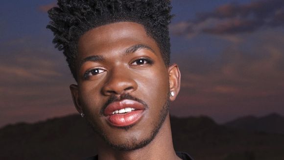 Lil Nas X devient égérie Yves Saint Laurent et c'est une excellente nouvelle