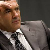 « Or Noir » : Antonio Banderas et les princes du pétrole - vidéo