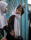 Un geste puissant. Effectivement, l'université en question est interdite aux filles et aux femmes, suite à une interdiction décrétée par le gouvernement taliban.