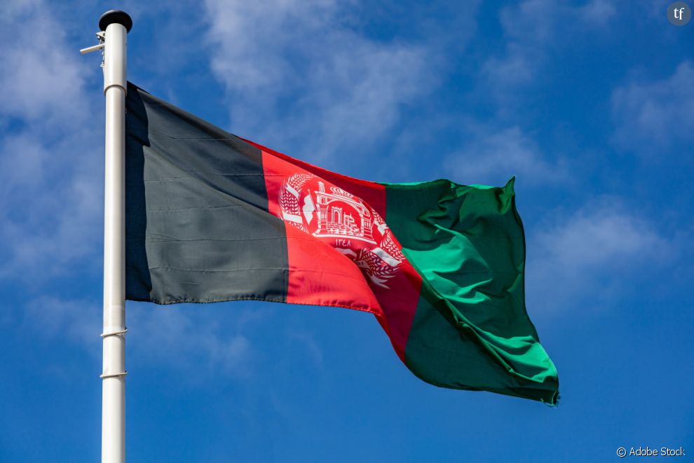 En Afghanistan, cette étudiante manifeste seule et devient un symbole