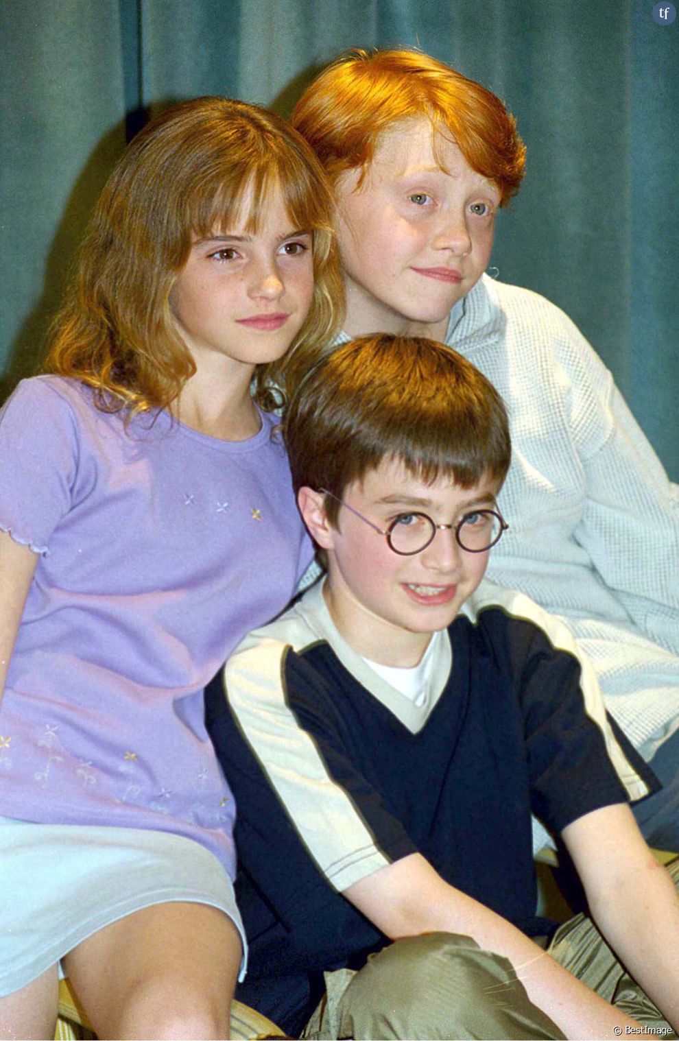  Emma Watson, Daniel Radcliffe, Rupert Grint à une conférence de presse à Londres le 24 novembre 2000. 