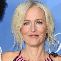 Gillian Anderson veut que vous lui parliez de sexe