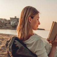 MSN, mousquetaires, mélancolie : 7 romans réjouissants à emporter dans sa valise cet été