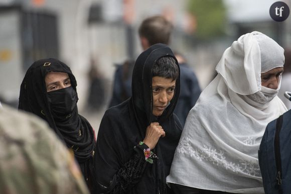 Le motif ? "Port non conforme du voile". On en sait guère plus sur la situation des 15 autres militants qui ont fait l'objet d'arrestation ce jour-là. Une information qui n'a fait qu'alourdir ce jour de deuil.
